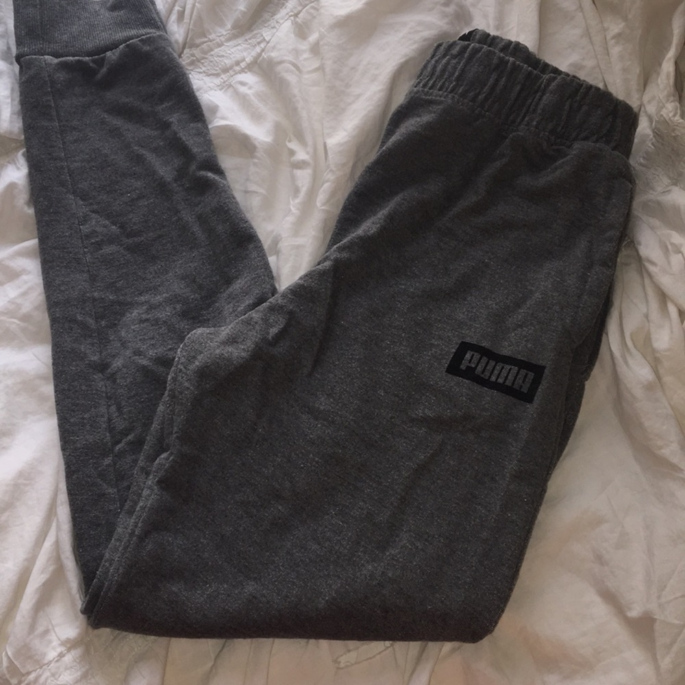 PUMA joggers/ sweatpants